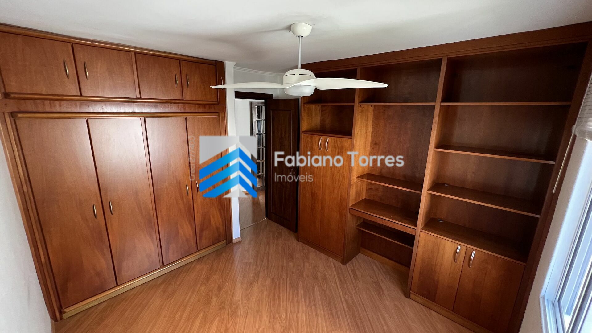 Apartamento à venda com 3 quartos, 102m² - Foto 9