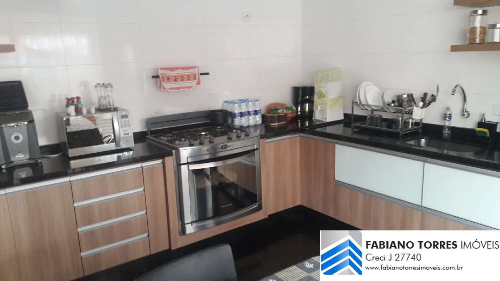 Sobrado à venda com 3 quartos, 190m² - Foto 2