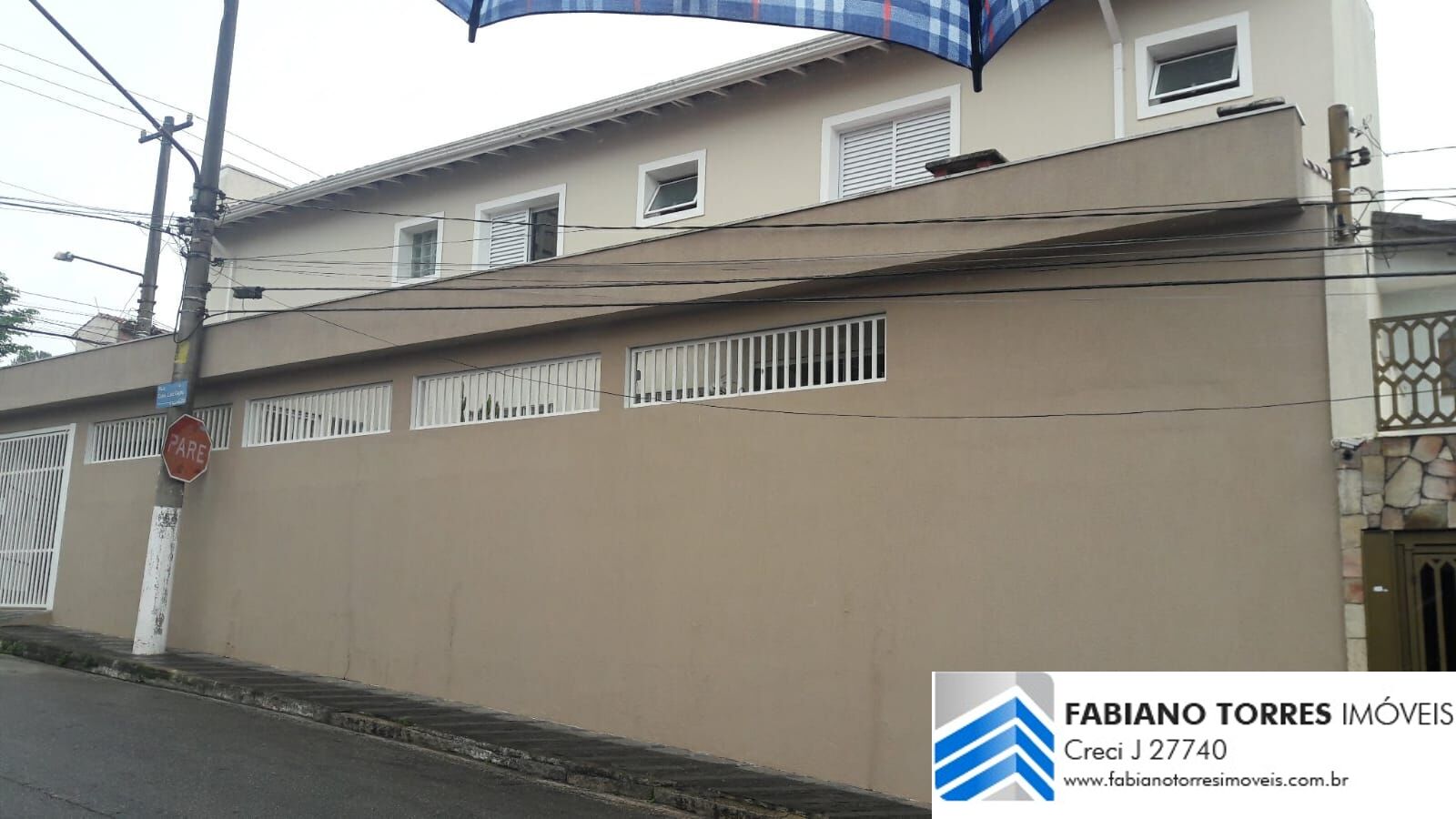 Sobrado à venda com 3 quartos, 190m² - Foto 1