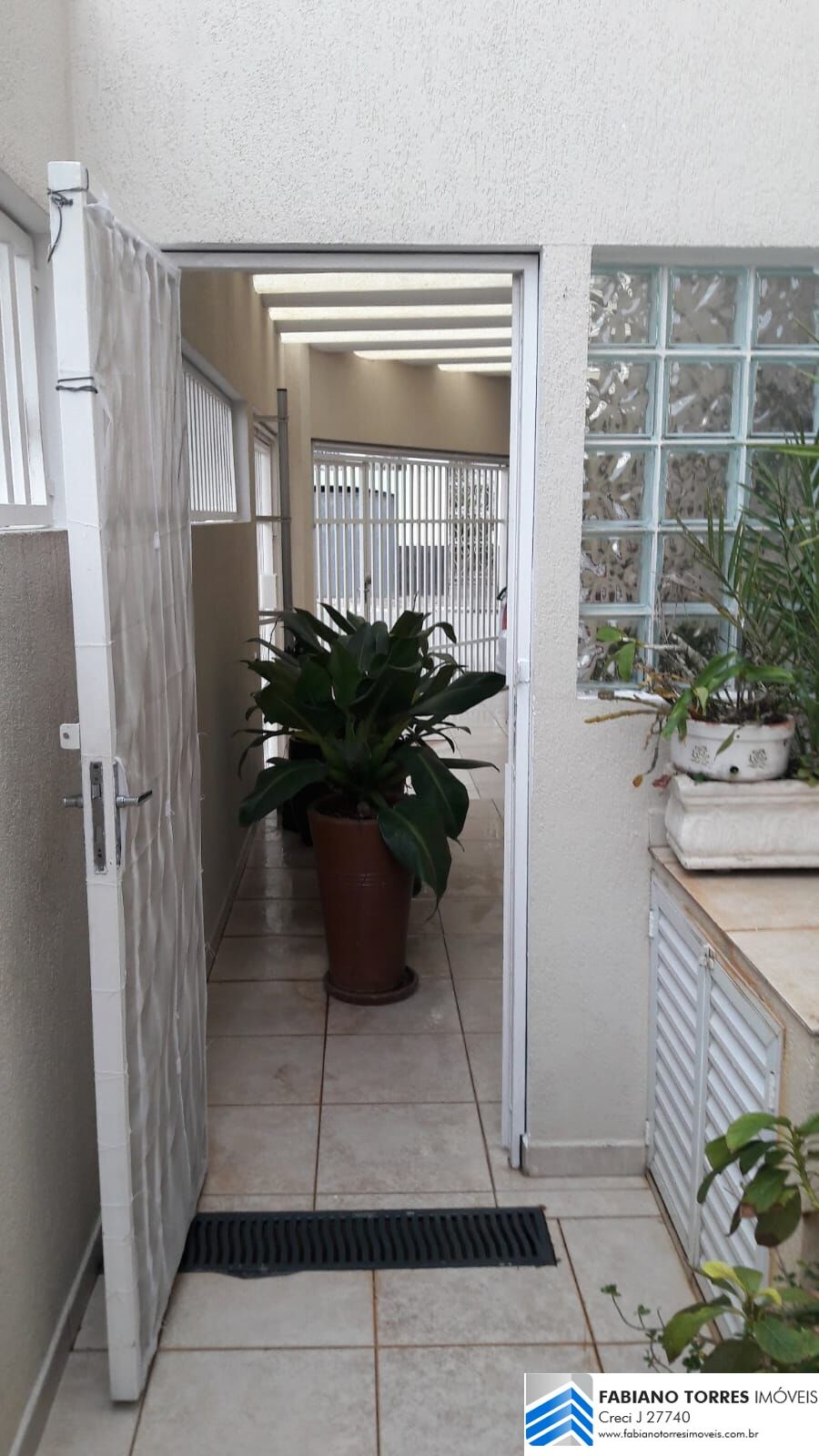 Sobrado à venda com 3 quartos, 190m² - Foto 32