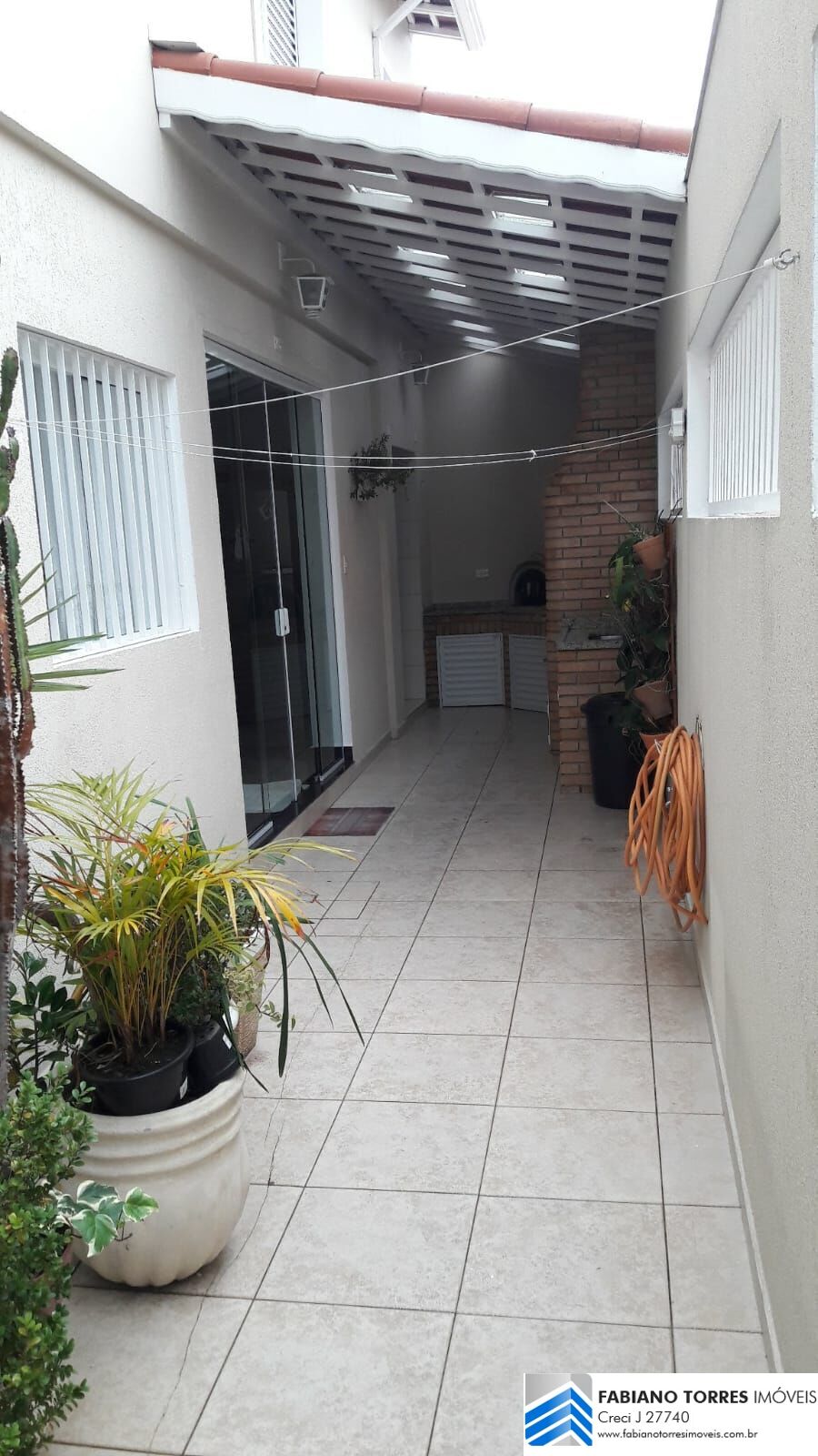 Sobrado à venda com 3 quartos, 190m² - Foto 4