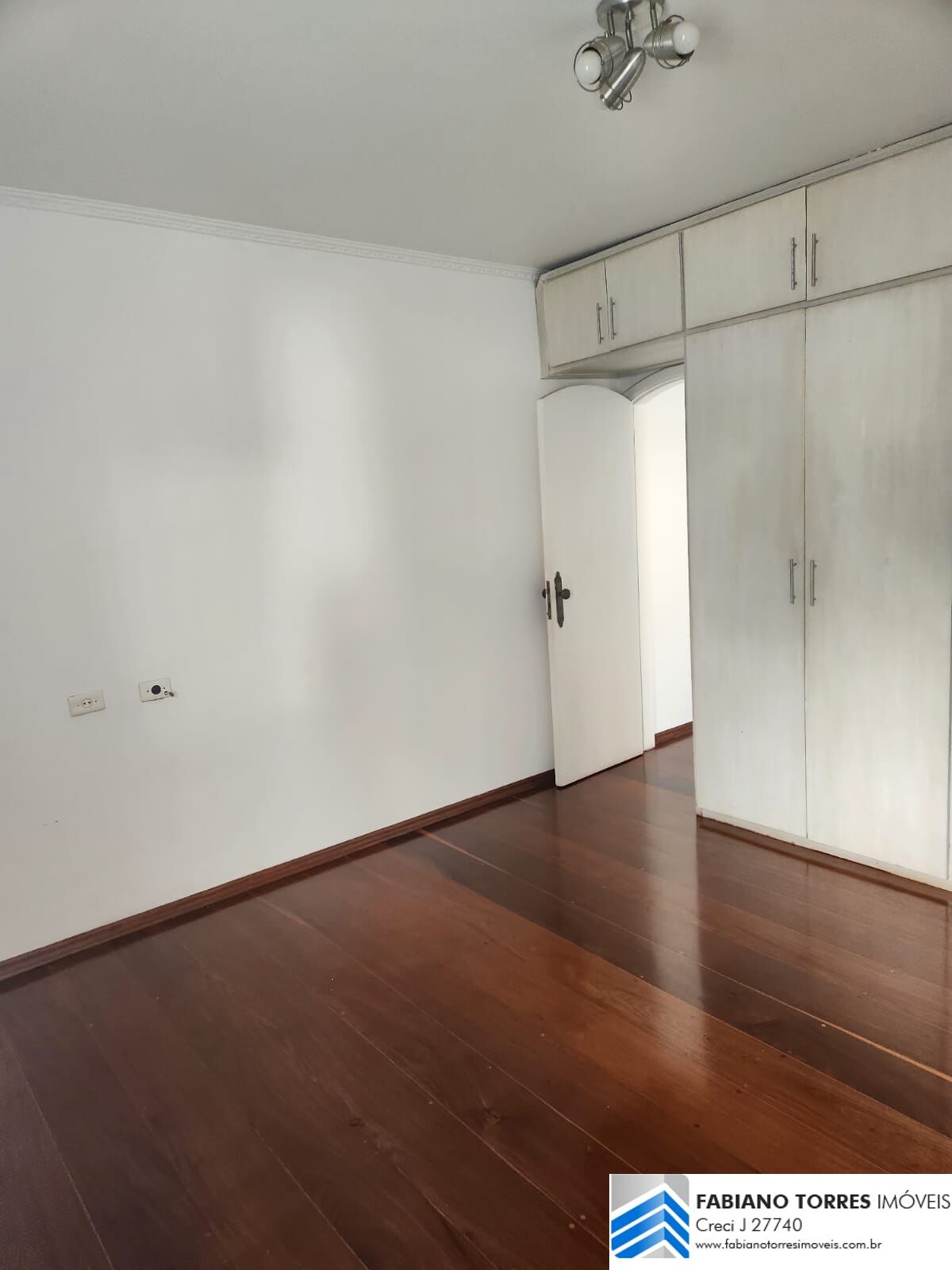 Sobrado à venda com 3 quartos, 190m² - Foto 10