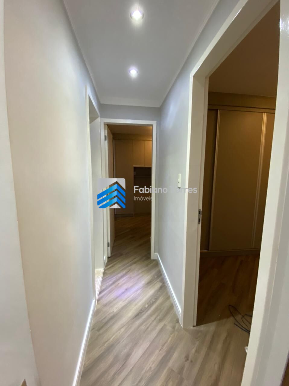 Apartamento à venda com 2 quartos, 50m² - Foto 18