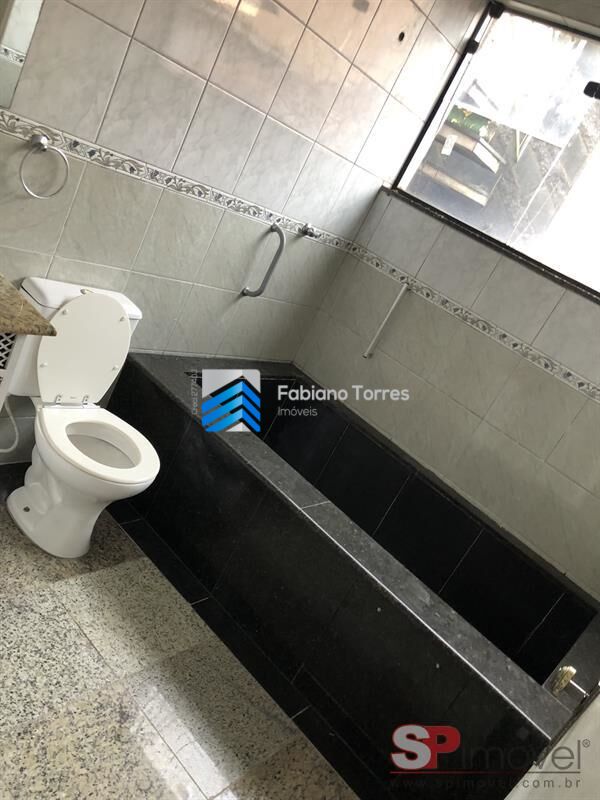 Sobrado à venda com 3 quartos, 236m² - Foto 15