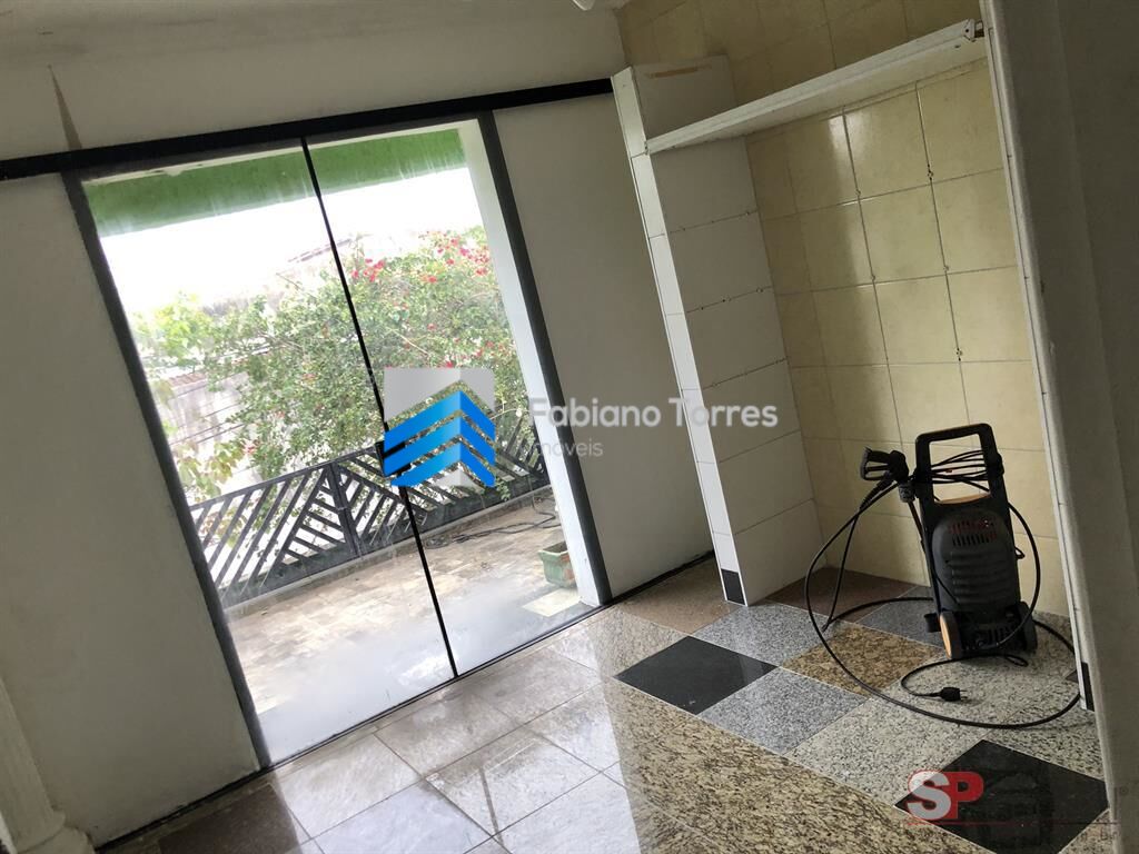 Sobrado à venda com 3 quartos, 236m² - Foto 13