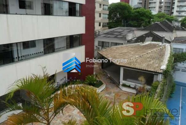 Apartamento à venda com 4 quartos, 238m² - Foto 4