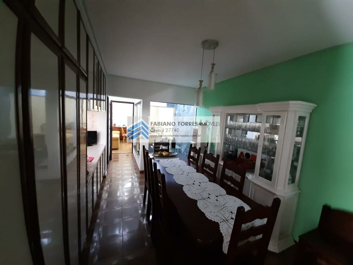 Sobrado à venda com 3 quartos, 310m² - Foto 19