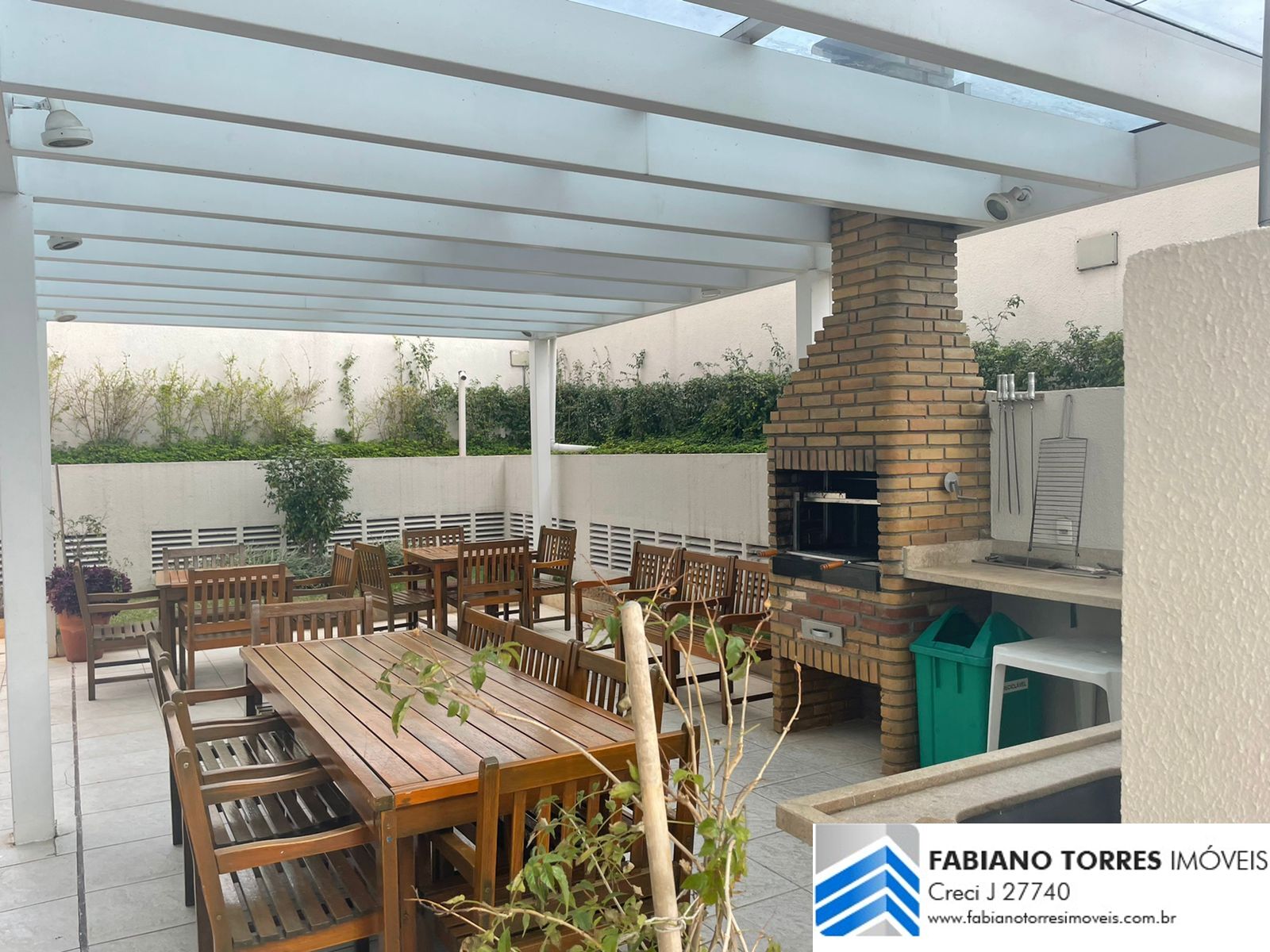 Apartamento à venda com 2 quartos, 69m² - Foto 7