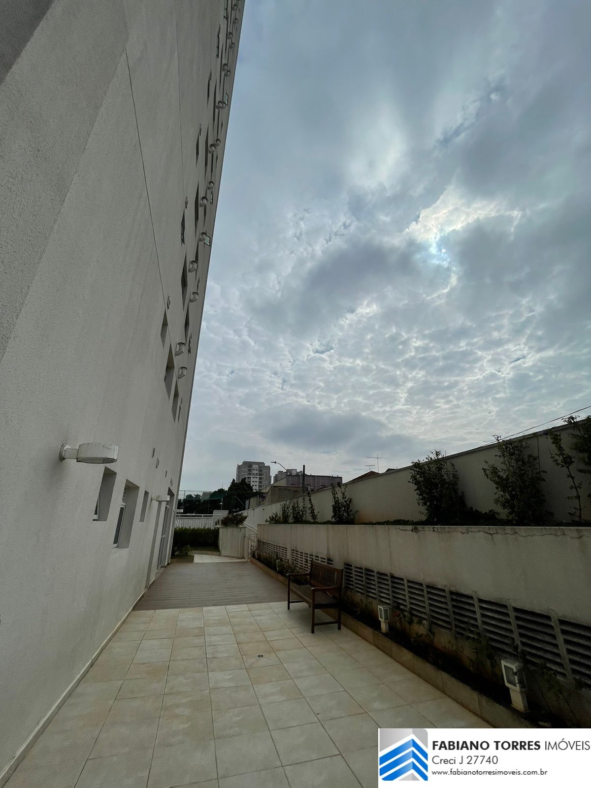 Apartamento à venda com 2 quartos, 69m² - Foto 11