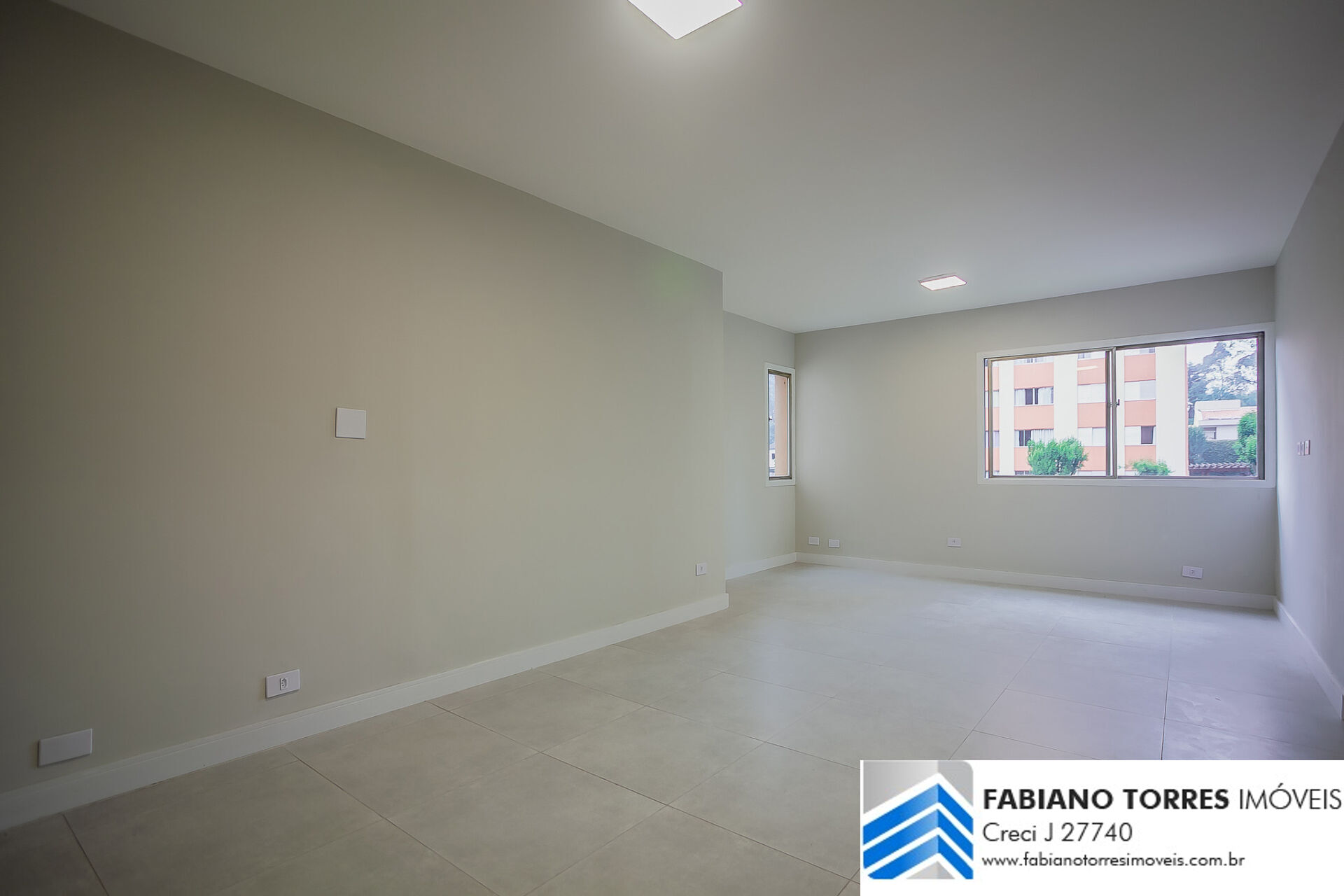 Apartamento à venda com 2 quartos, 86m² - Foto 4