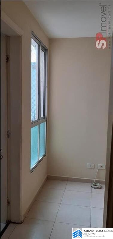 Apartamento à venda com 3 quartos, 67m² - Foto 2