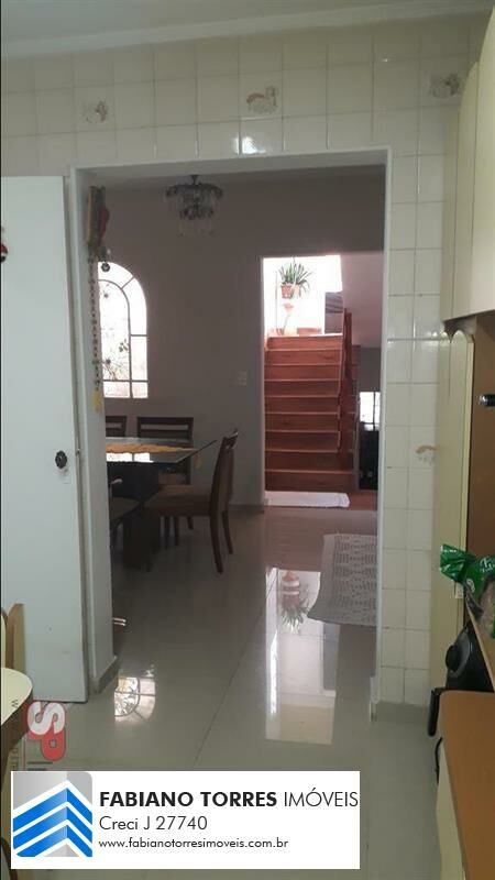 Sobrado à venda com 3 quartos, 185m² - Foto 5