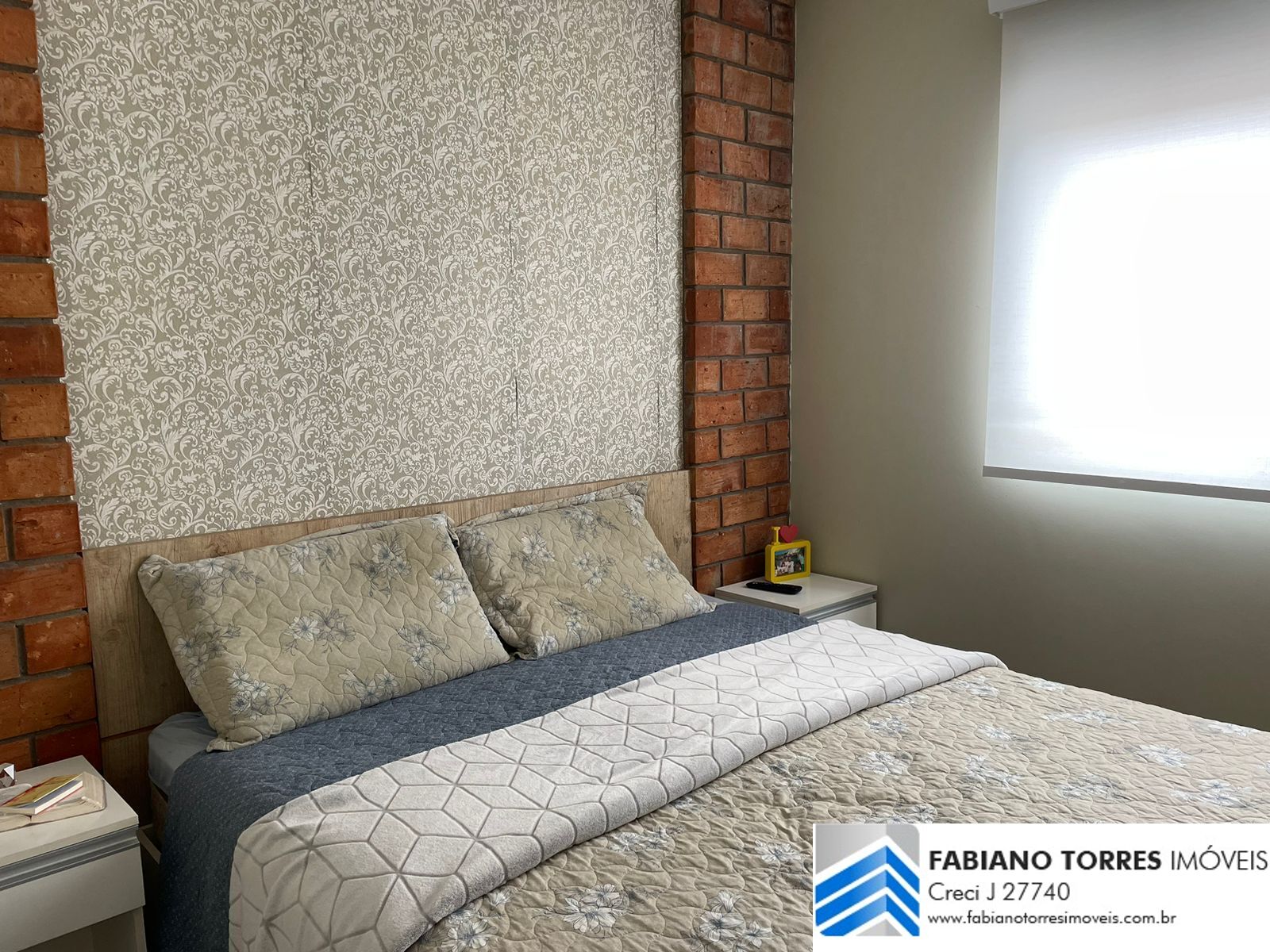 Apartamento à venda com 3 quartos, 80m² - Foto 2