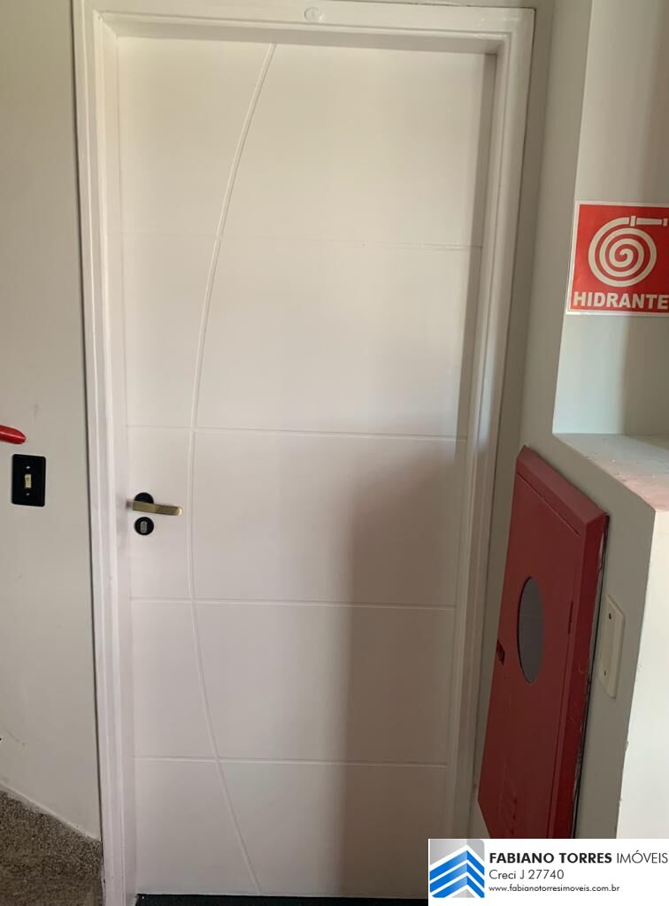 Apartamento à venda com 2 quartos, 70m² - Foto 7