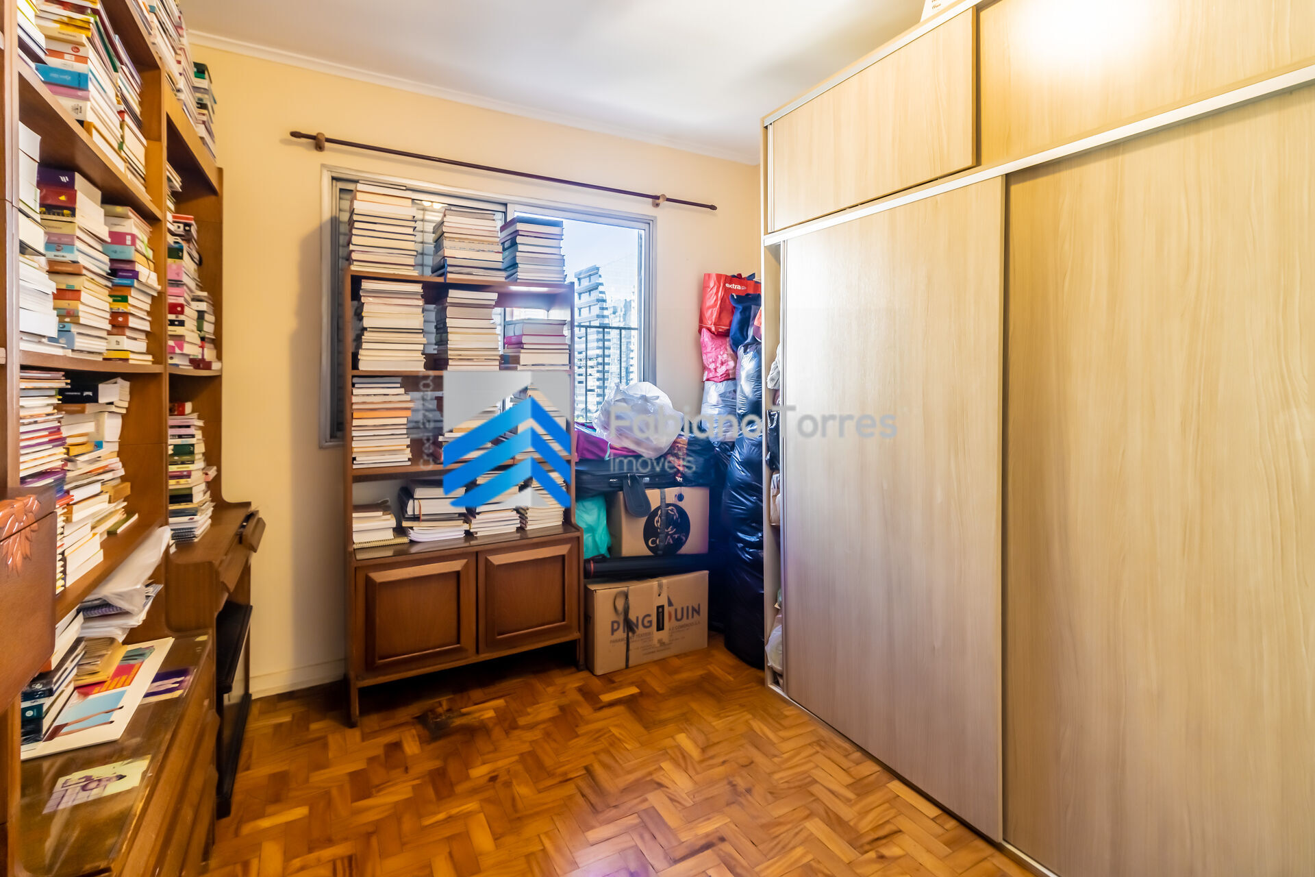 Apartamento à venda com 4 quartos, 182m² - Foto 13