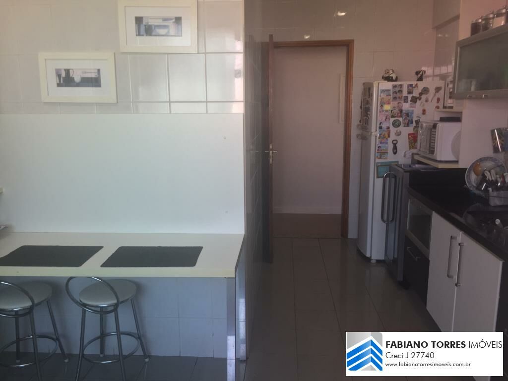 Apartamento à venda com 3 quartos, 101m² - Foto 3