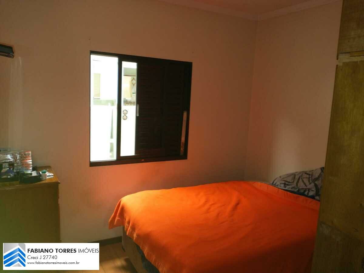 Casa à venda com 2 quartos, 150m² - Foto 13