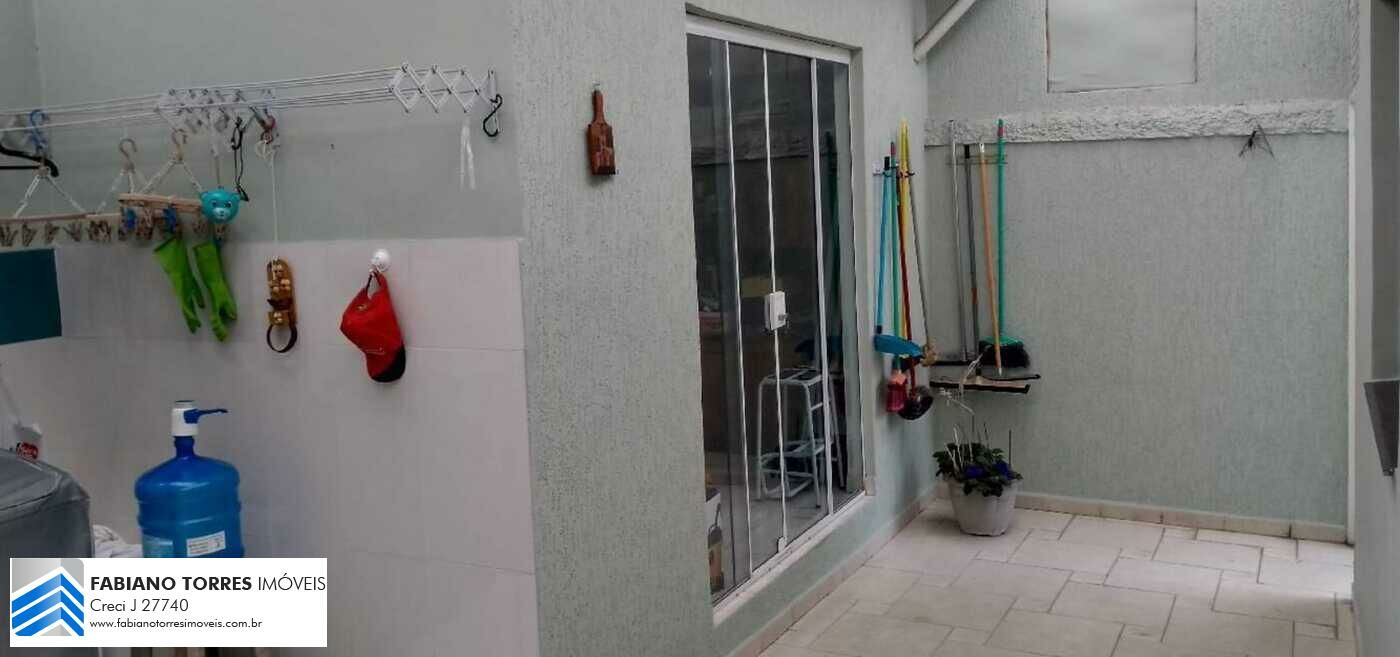 Casa à venda com 2 quartos, 150m² - Foto 10