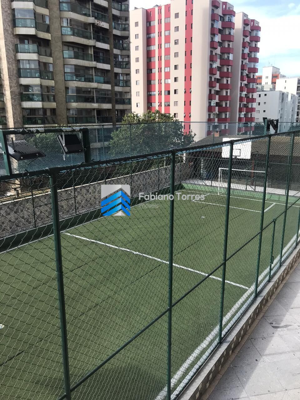 Apartamento à venda com 4 quartos, 210m² - Foto 1