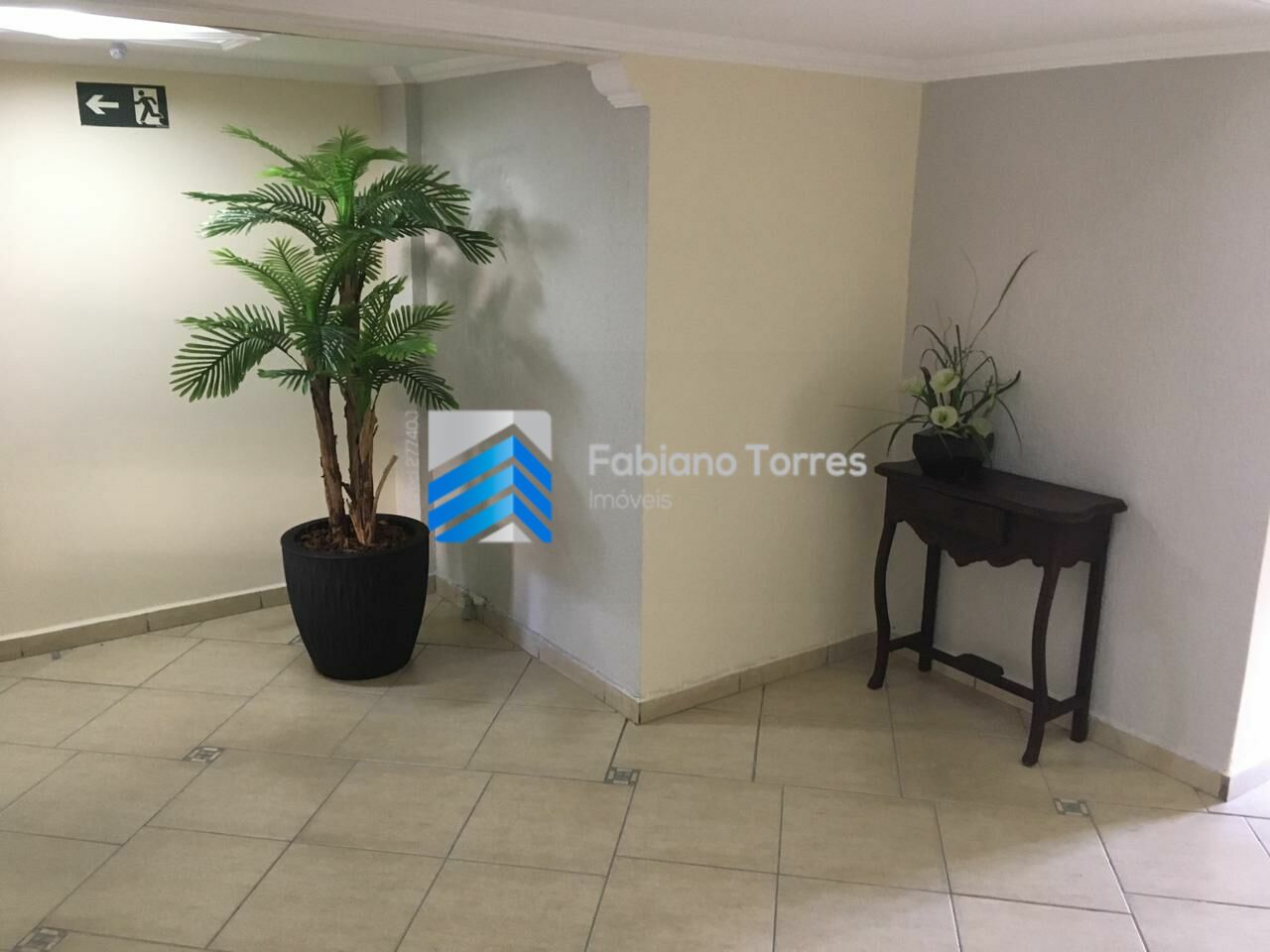 Apartamento à venda com 2 quartos, 64m² - Foto 10