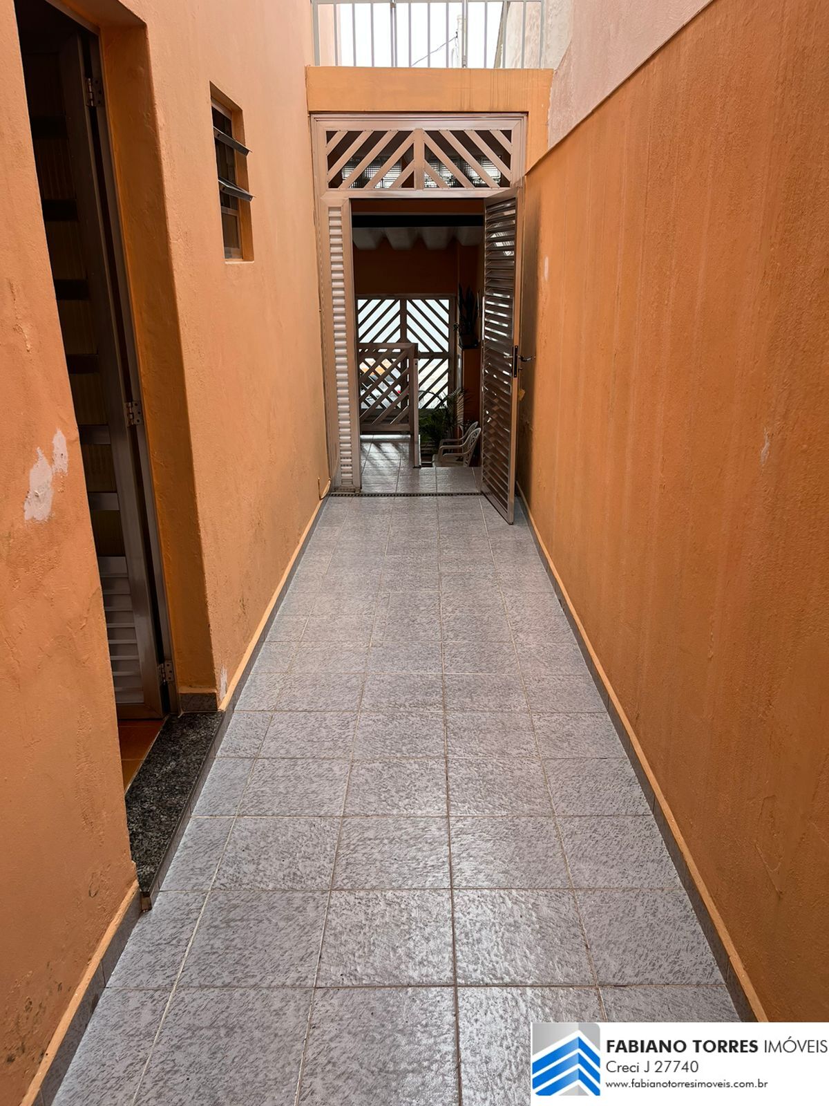 Sobrado à venda com 2 quartos, 154m² - Foto 5