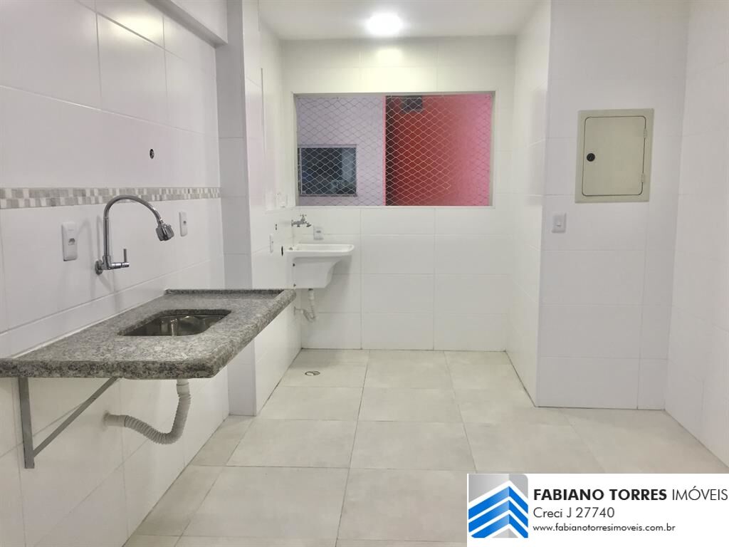 Apartamento à venda com 3 quartos, 87m² - Foto 2