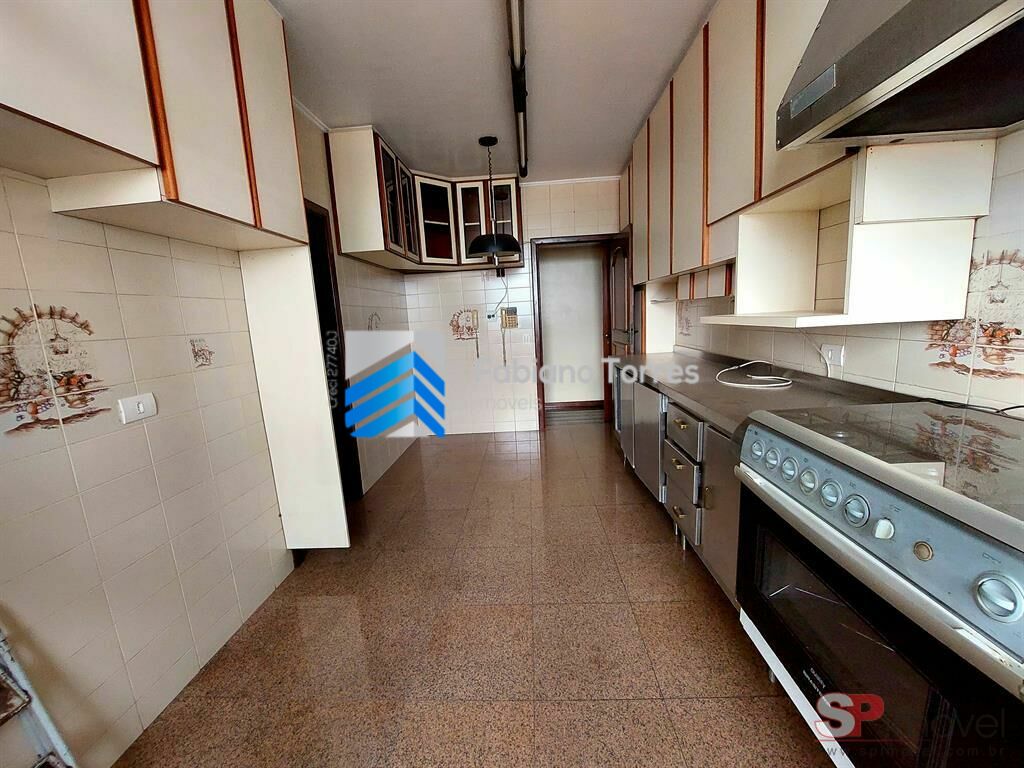 Apartamento à venda com 4 quartos, 190m² - Foto 15