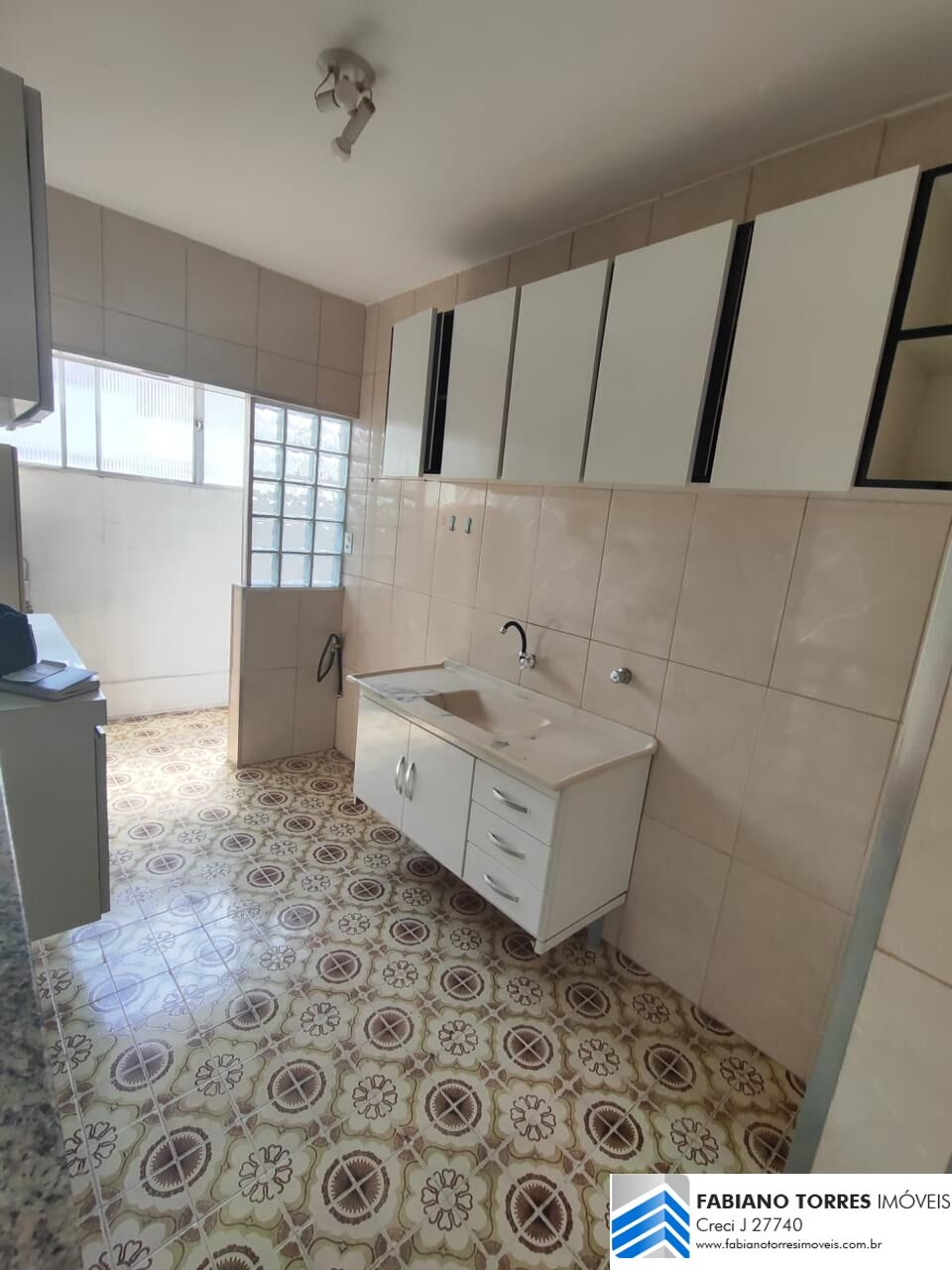 Apartamento à venda com 2 quartos, 67m² - Foto 12