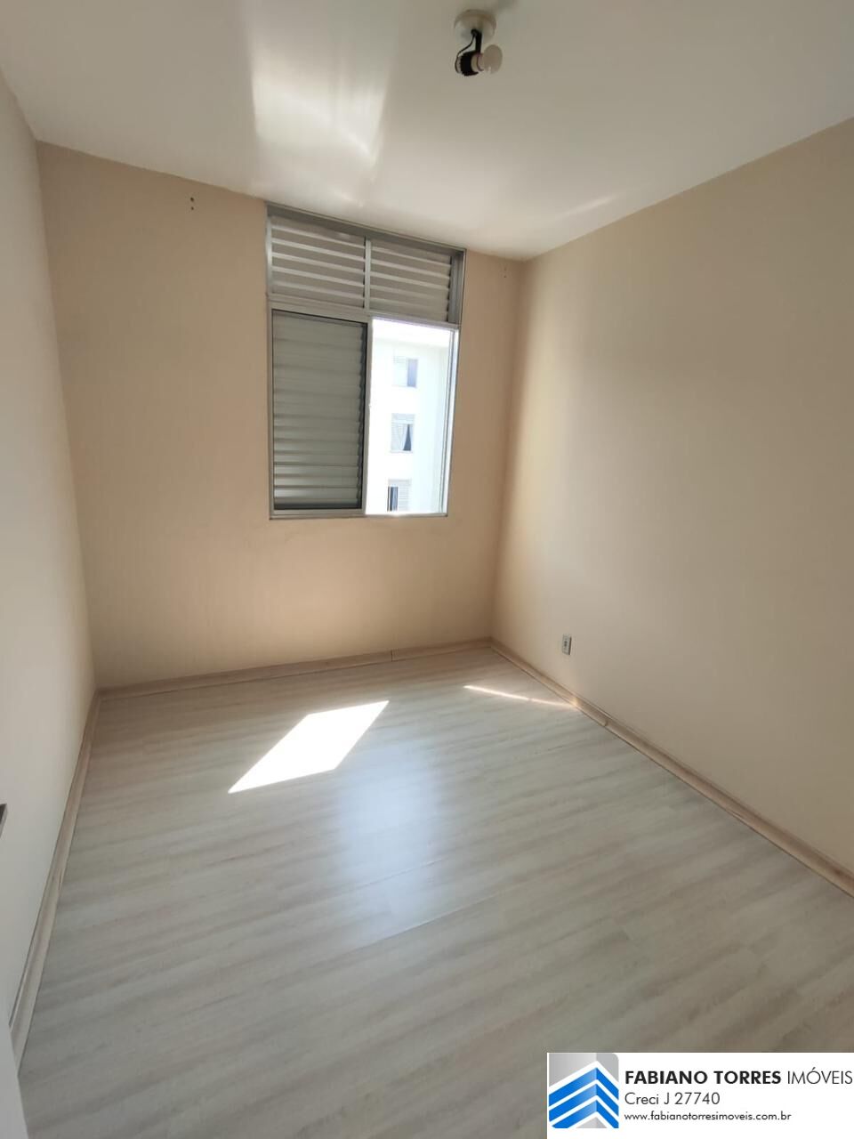 Apartamento à venda com 2 quartos, 67m² - Foto 4