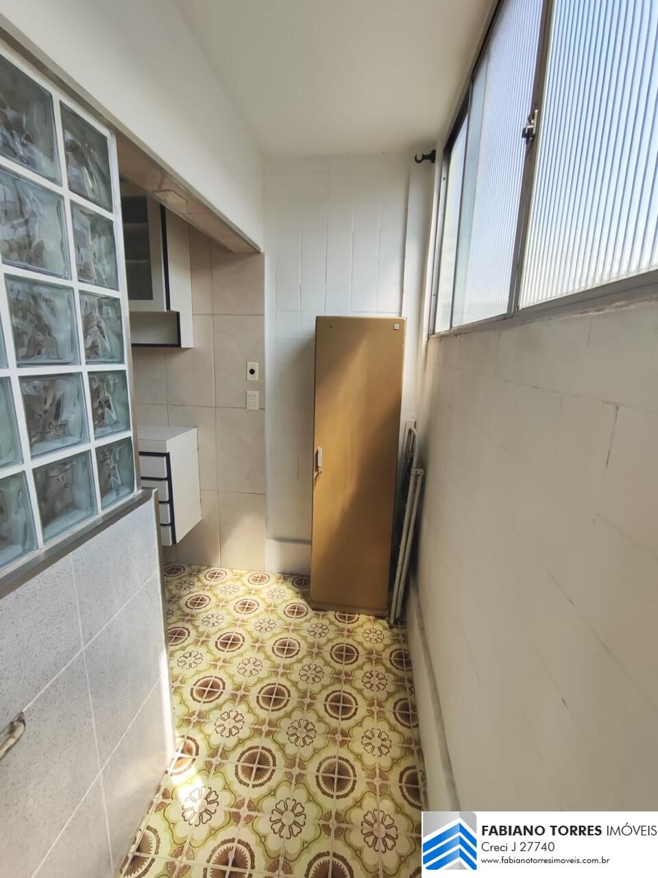 Apartamento à venda com 2 quartos, 67m² - Foto 10