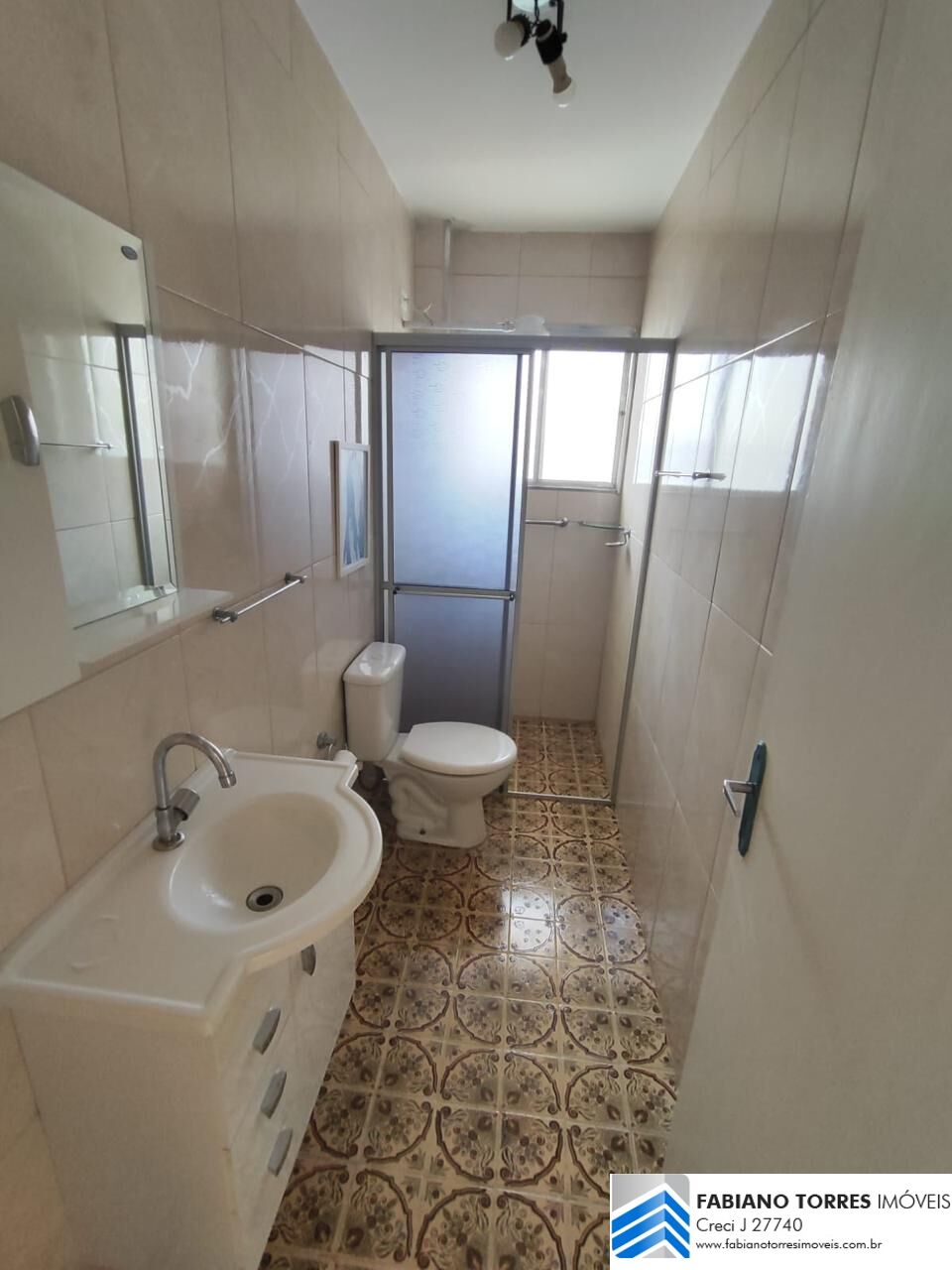 Apartamento à venda com 2 quartos, 67m² - Foto 5