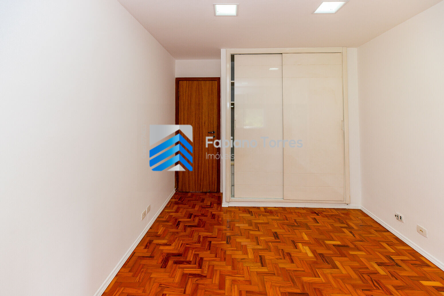 Apartamento à venda com 3 quartos, 183m² - Foto 23