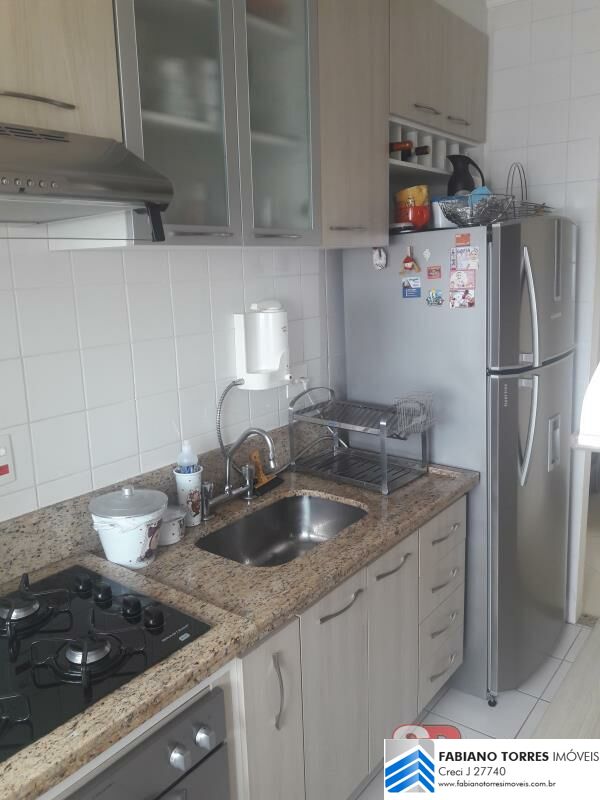 Apartamento à venda com 2 quartos, 64m² - Foto 24