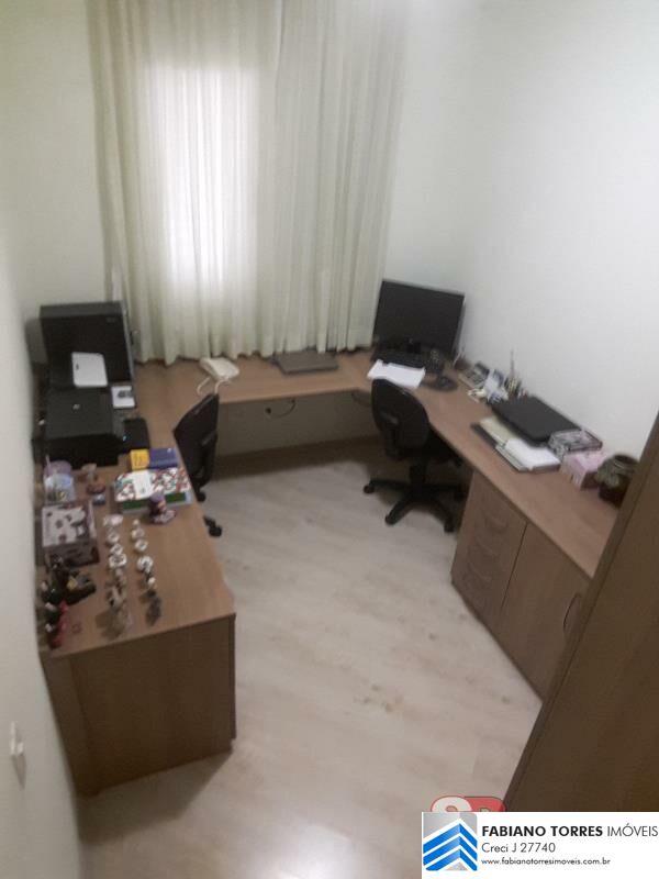 Apartamento à venda com 2 quartos, 64m² - Foto 2