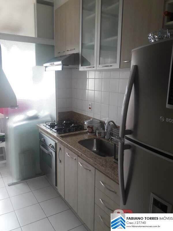 Apartamento à venda com 2 quartos, 64m² - Foto 20