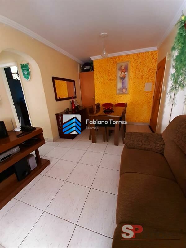 Apartamento à venda com 2 quartos, 64m² - Foto 4