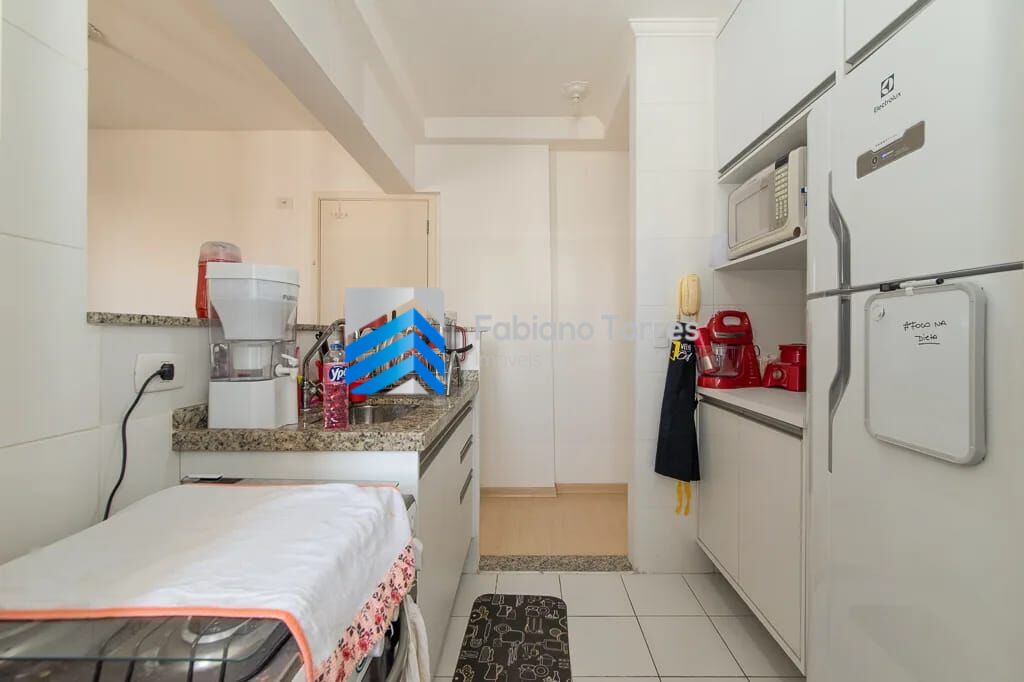 Apartamento à venda com 2 quartos, 44m² - Foto 12