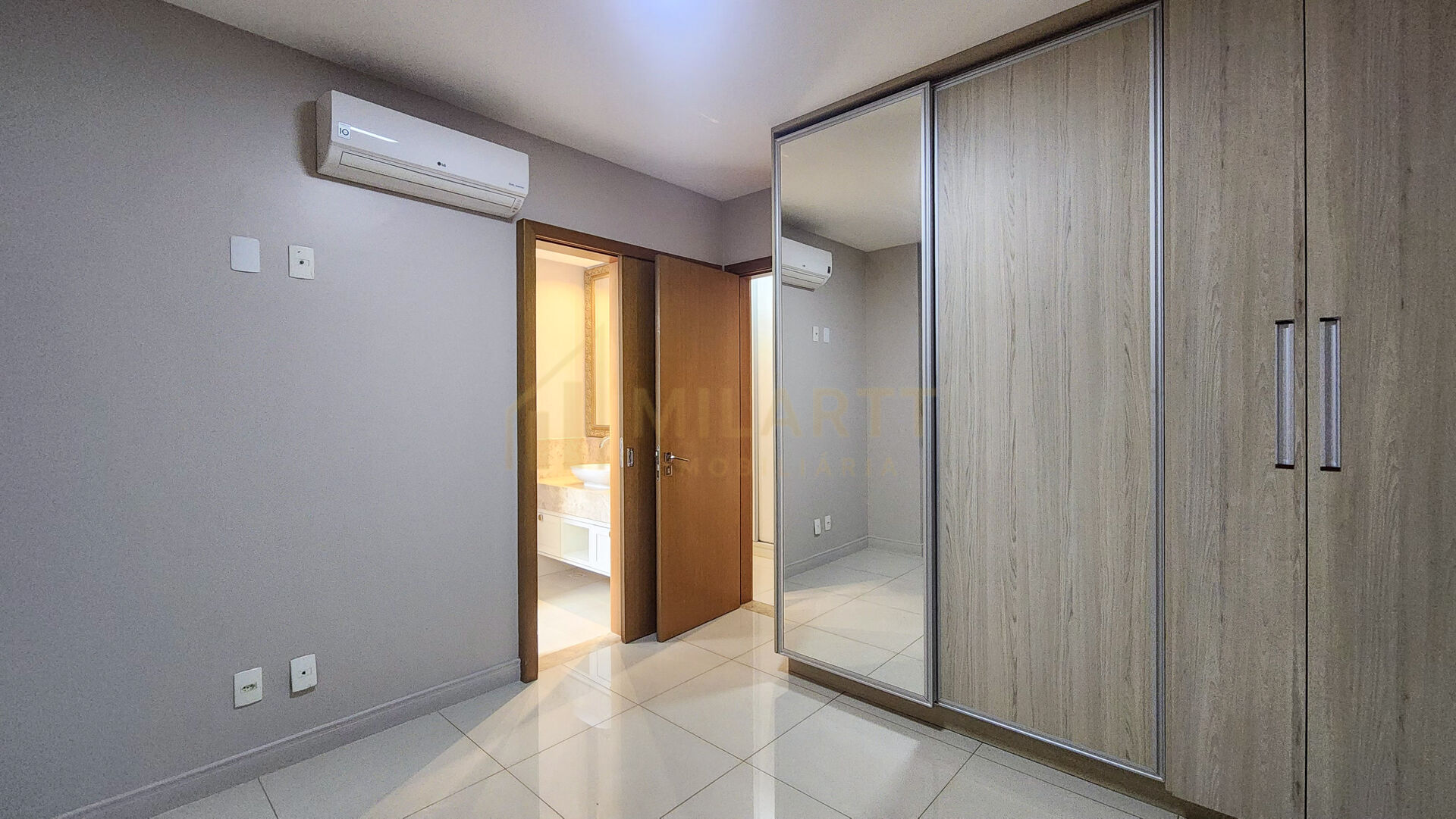 Apartamento · Alto Padrão — foto 23