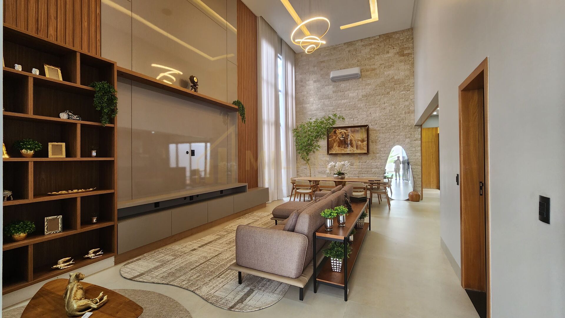 Casa · em Condomínio