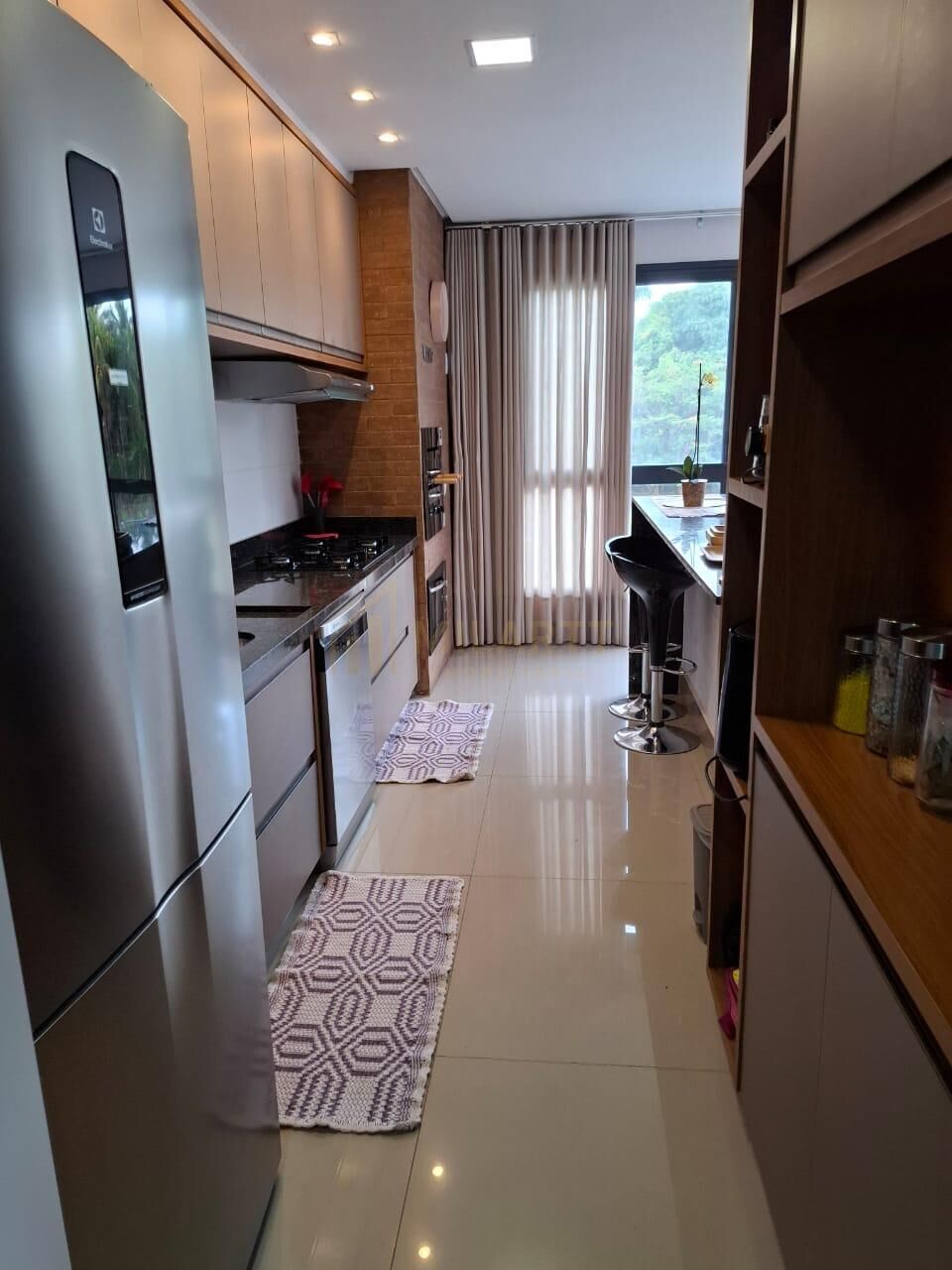 Apartamento · Alto Padrão — foto 3