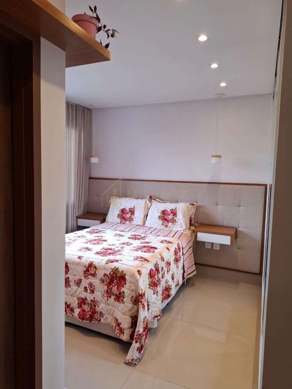 Apartamento · Alto Padrão — foto 8