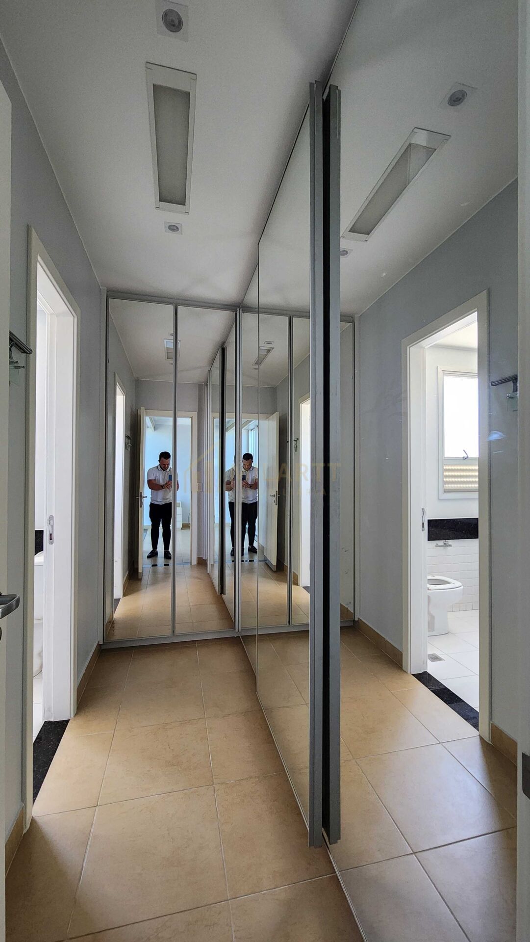 Apartamento · Alto Padrão — foto 14