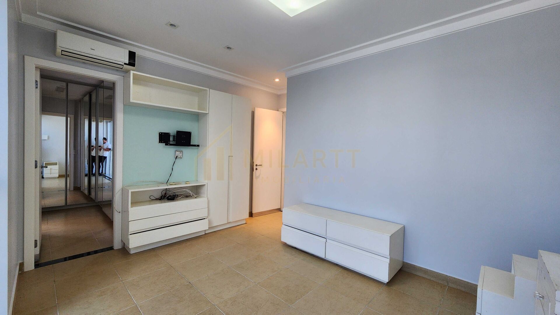 Apartamento · Alto Padrão — foto 12