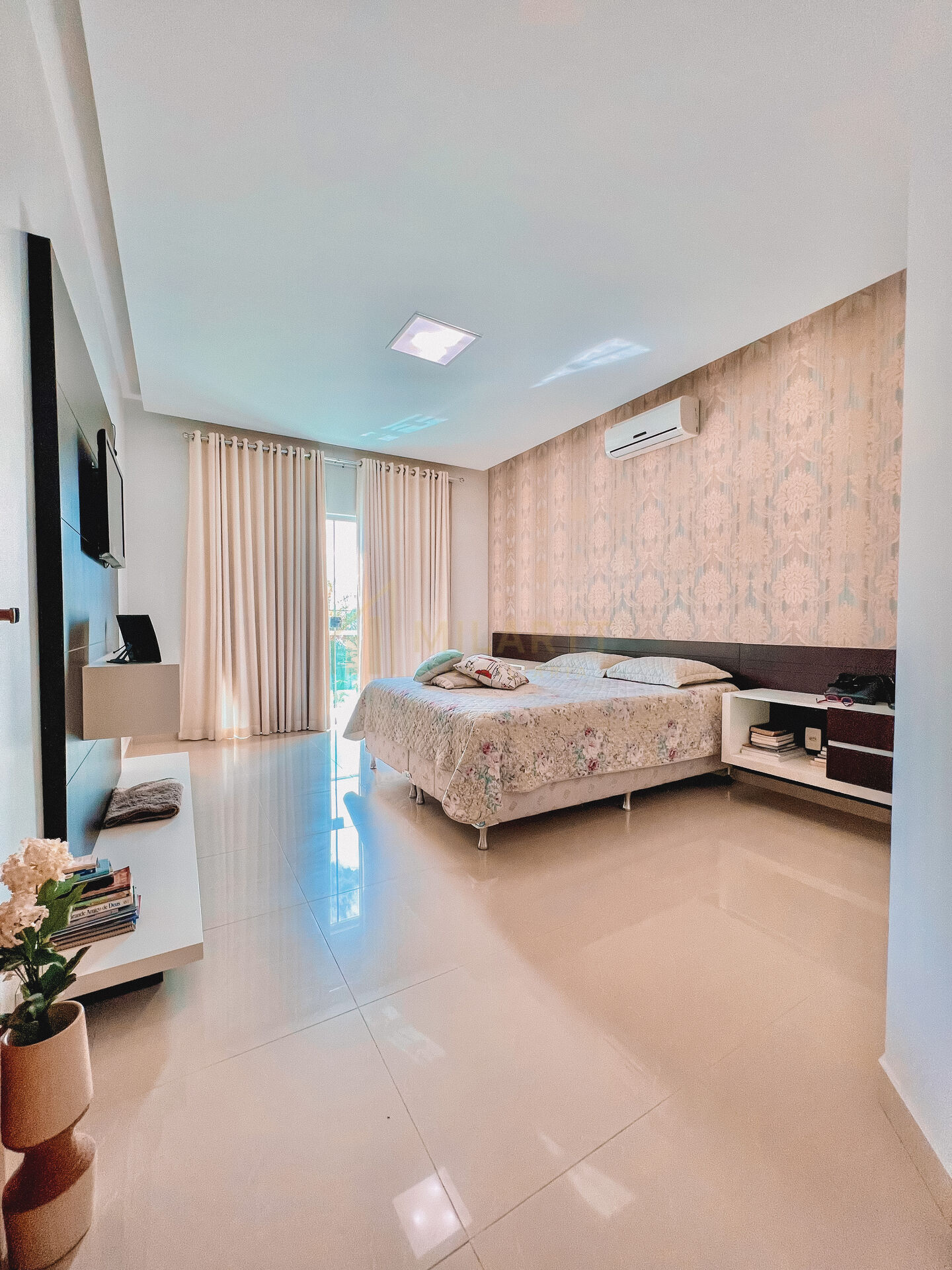 Casa · Sobrado — foto 19