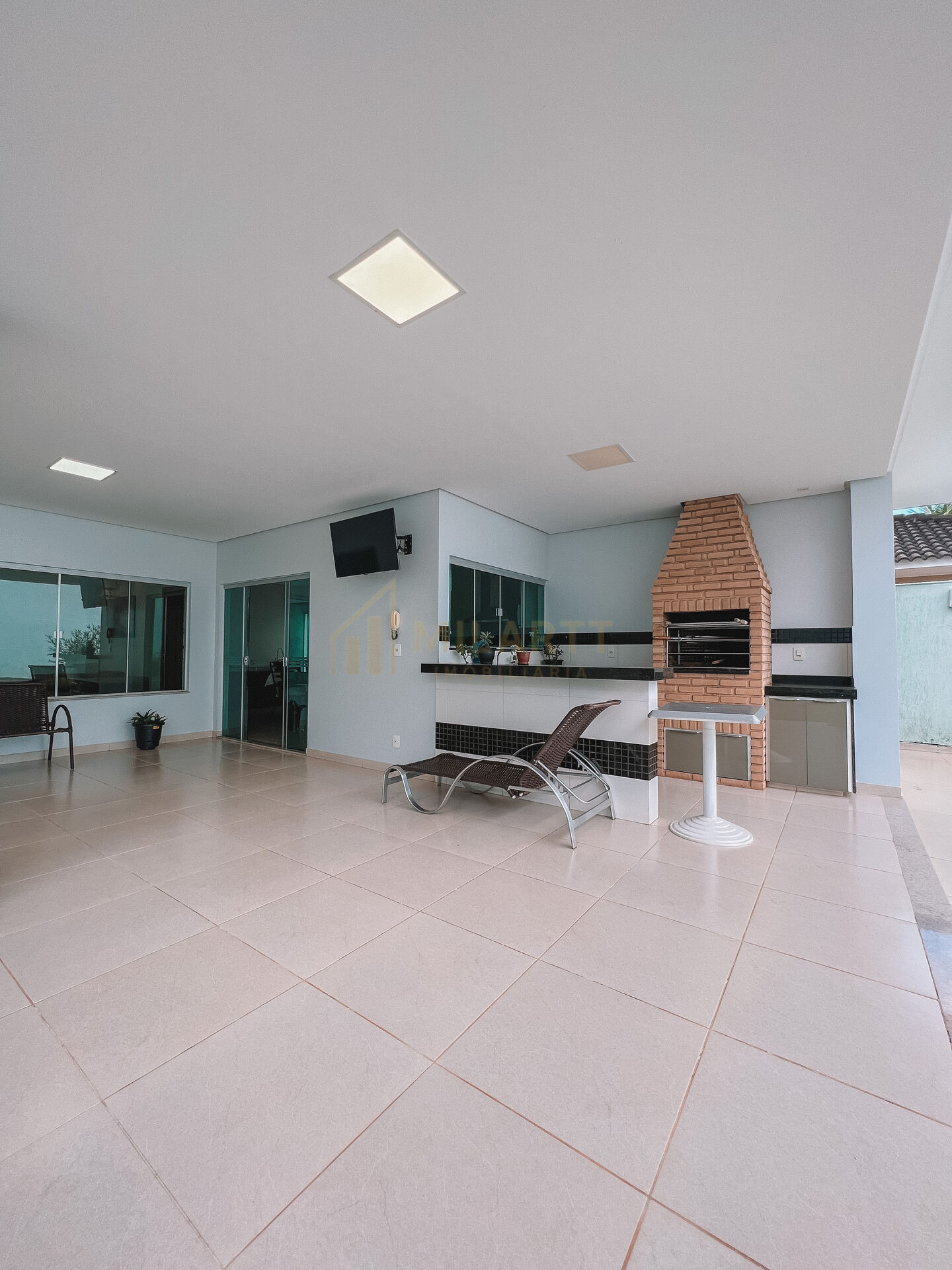 Casa · Sobrado — foto 9