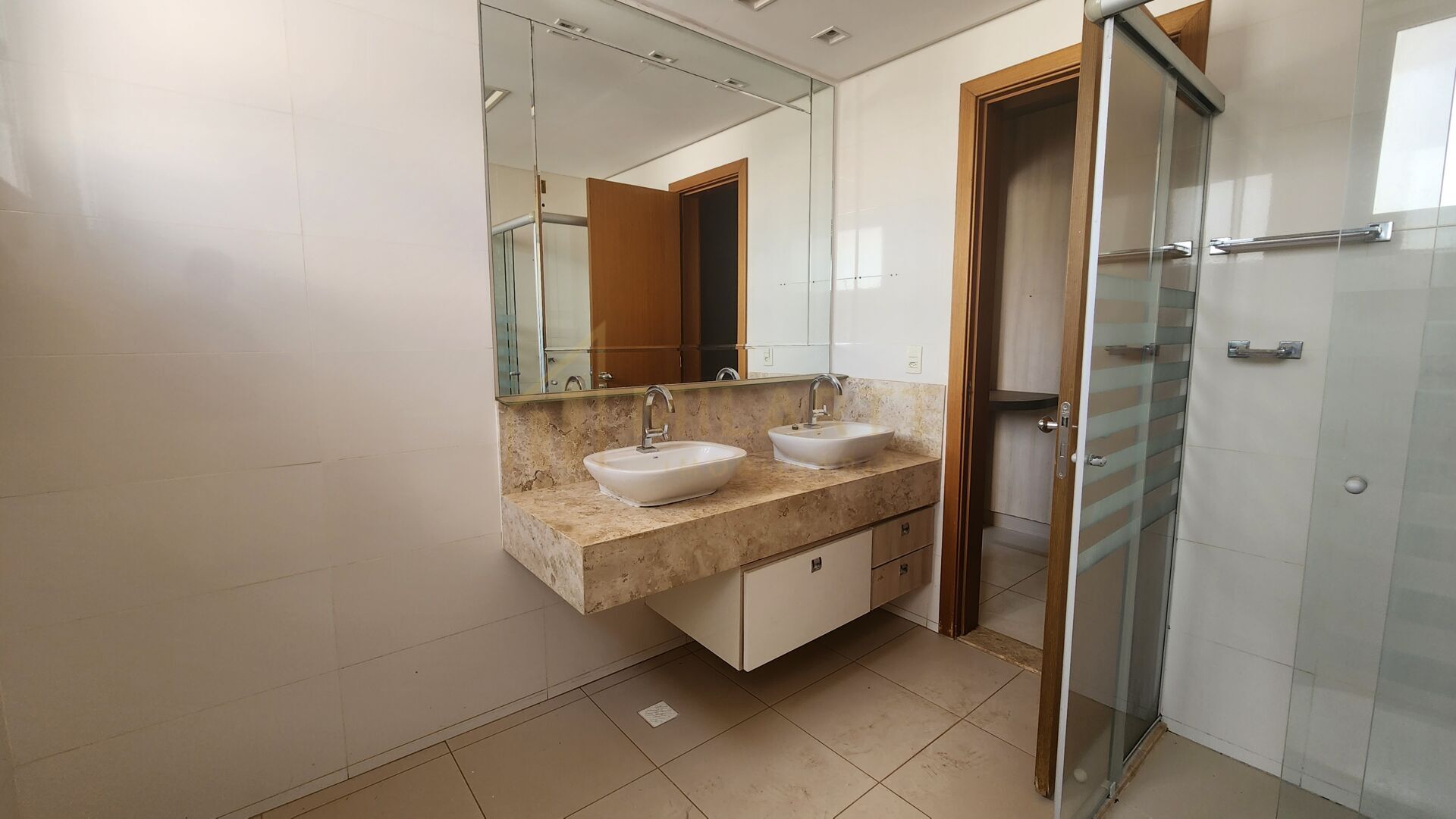 Apartamento · Alto Padrão — foto 13