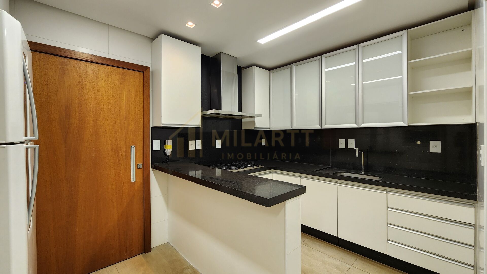 Apartamento · Alto Padrão — foto 6