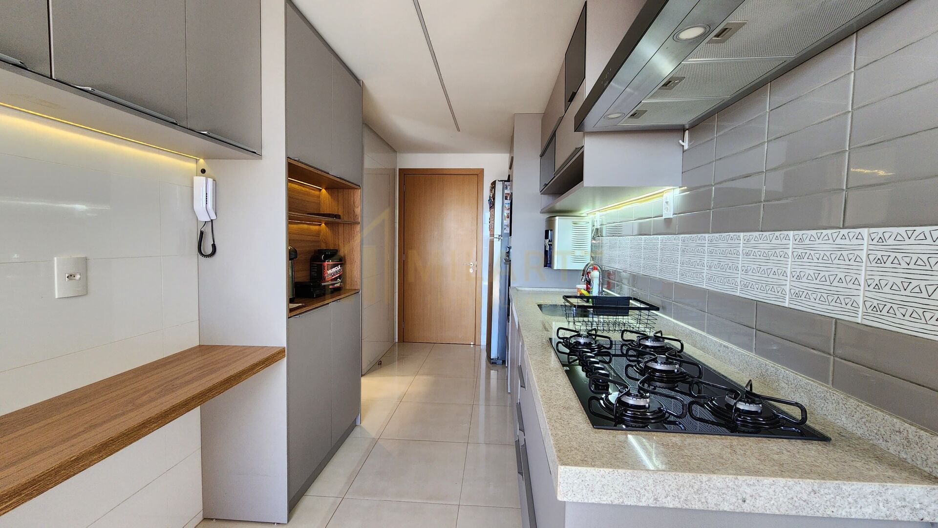 Apartamento · Alto Padrão — foto 6