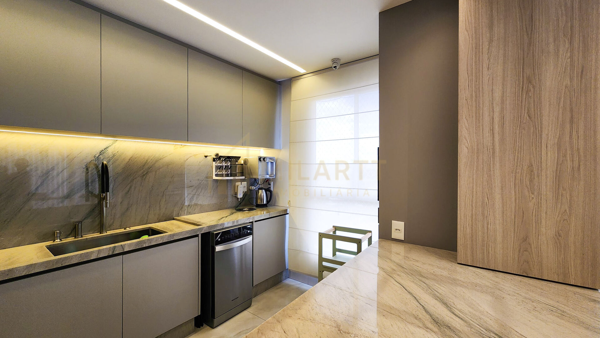 Apartamento · Alto Padrão — foto 10