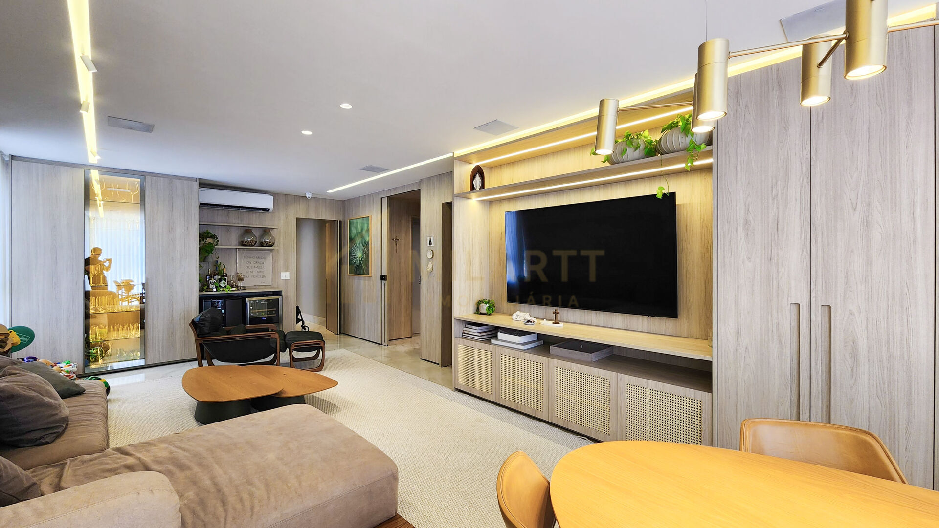 Apartamento · Alto Padrão